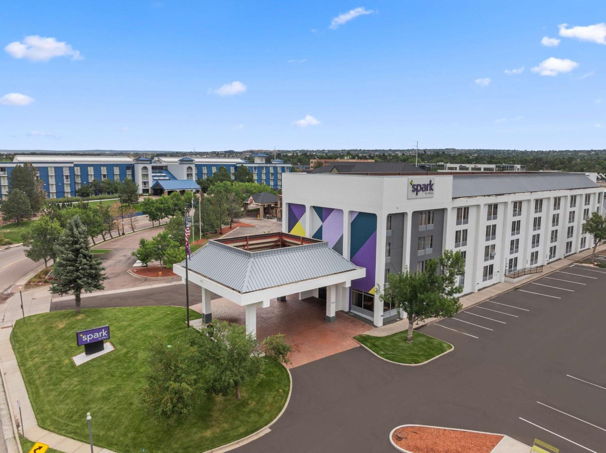 Spark By Hilton Colorado Springs I 25 Central Exterior foto