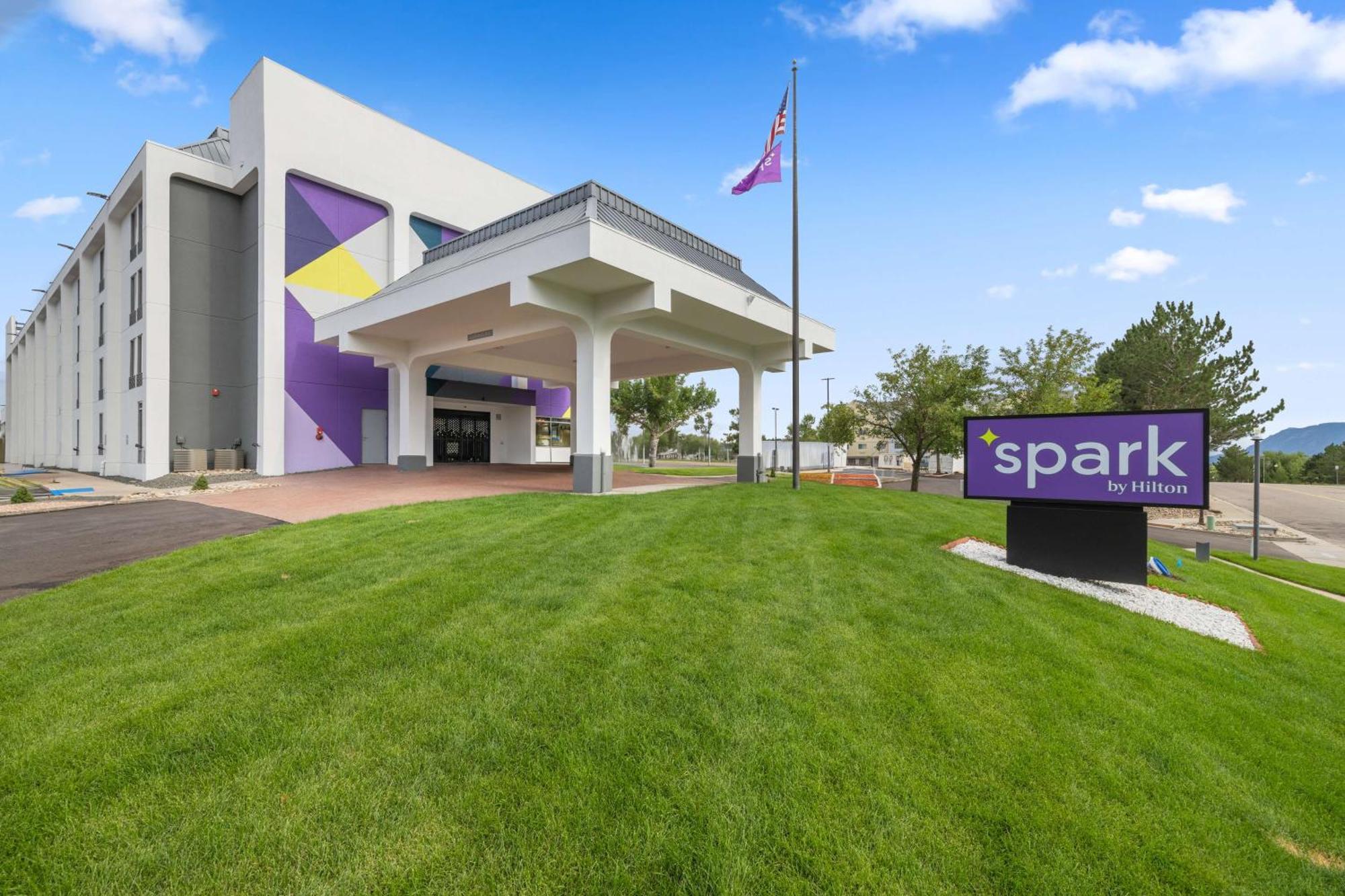 Spark By Hilton Colorado Springs I 25 Central Exterior foto
